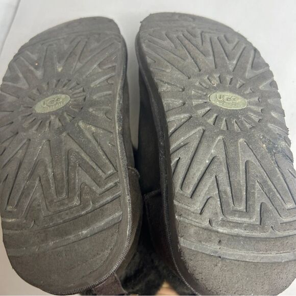 UGG low ankle folded winter boots size 8 brown - Picture 5 of 5